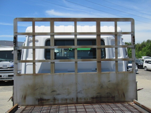 UDトラックスその他の車種ダブルキャブ（Wキャブ）大型（10t）[写真11]