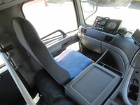 UDトラックスその他の車種ダブルキャブ（Wキャブ）大型（10t）[写真22]