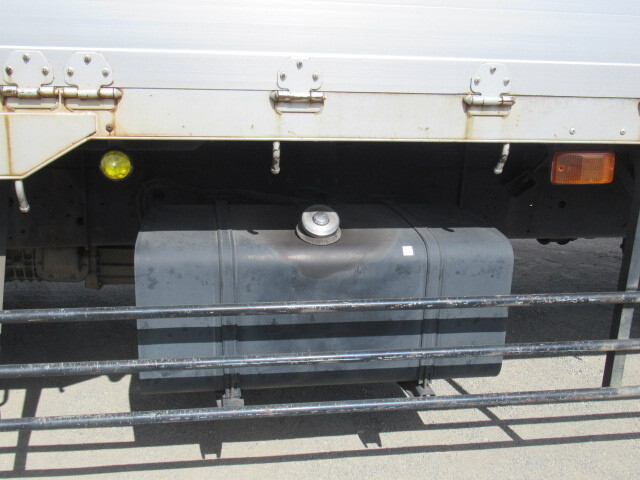 日野プロフィアアルミブロック大型（10t）[写真13]