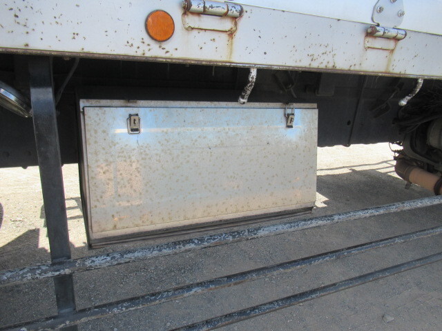 日野プロフィアアルミブロック大型（10t）[写真14]