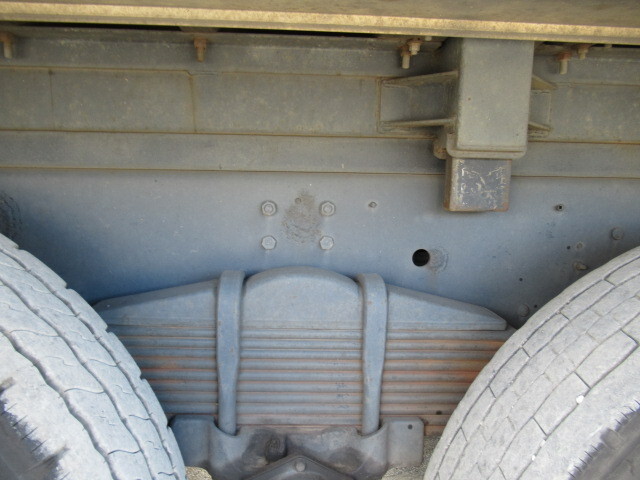 日野プロフィアアルミブロック大型（10t）[写真17]