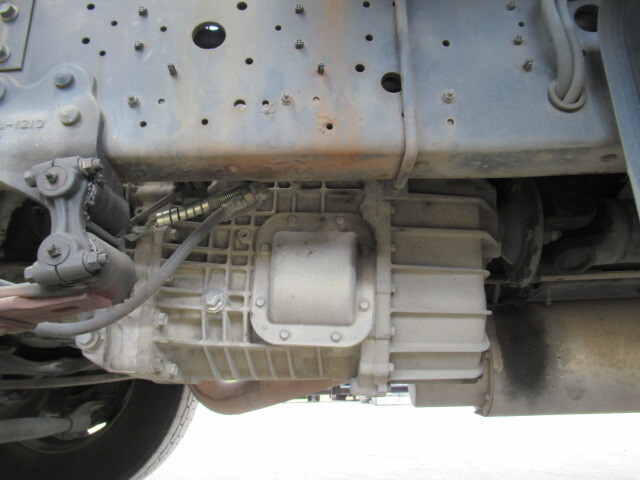 日野プロフィアアルミブロック大型（10t）[写真38]