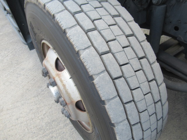 日野プロフィアアルミブロック大型（10t）[写真39]