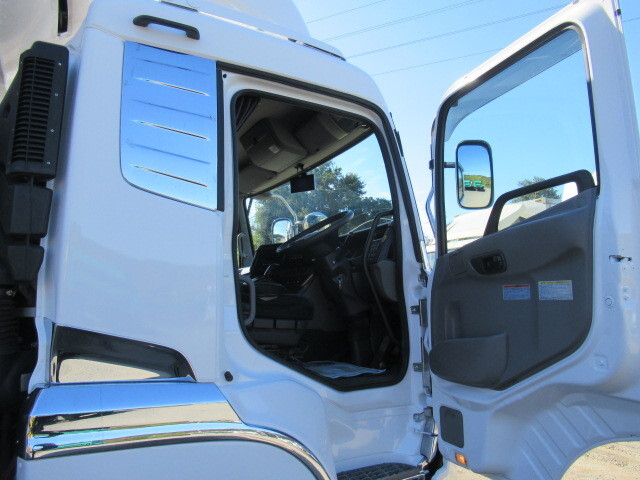 UDトラックスその他の車種冷凍車（冷蔵車）大型（10t）[写真39]