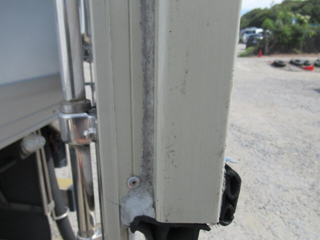 UDトラックスその他の車種冷凍車（冷蔵車）大型（10t）[写真09]