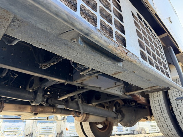 三菱ふそうキャンター冷凍車（冷蔵車）小型（2t・3t）[写真21]