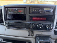 三菱ふそうキャンター冷凍車（冷蔵車）小型（2t・3t）[写真36]