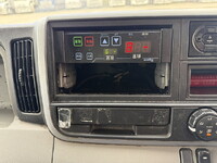 三菱ふそうキャンター冷凍車（冷蔵車）小型（2t・3t）[写真40]