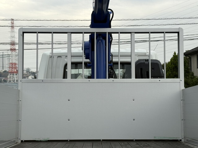 三菱ふそうファイタークレーン4段増トン（6t・8t）[写真13]
