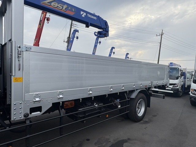 三菱ふそうファイタークレーン4段増トン（6t・8t）[写真06]