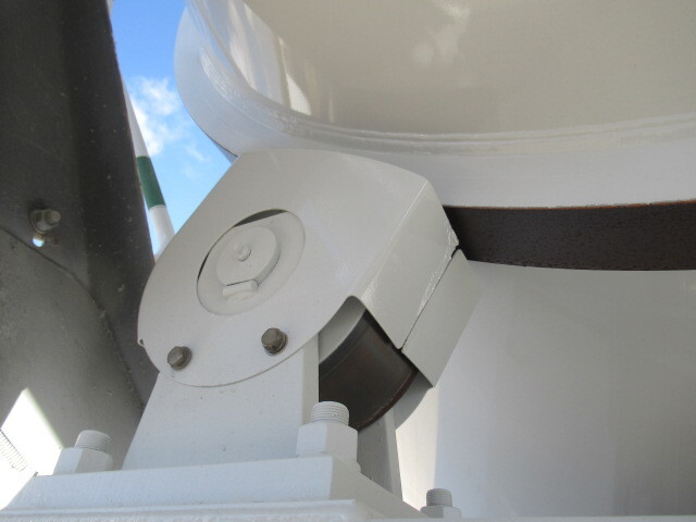 いすゞギガミキサー車（コンクリートミキサー）大型（10t）[写真18]