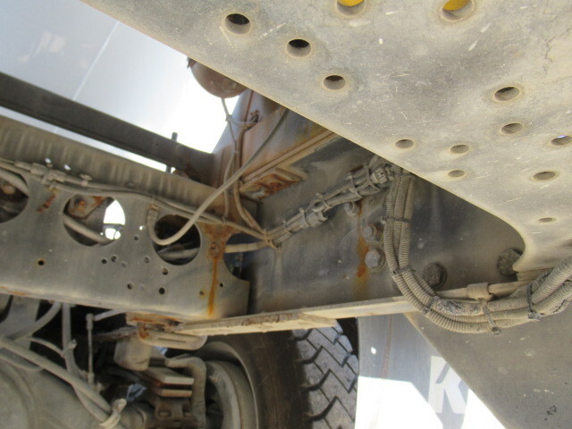 いすゞギガミキサー車（コンクリートミキサー）大型（10t）[写真22]