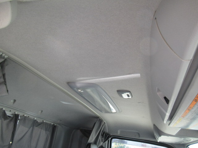 いすゞギガミキサー車（コンクリートミキサー）大型（10t）[写真28]