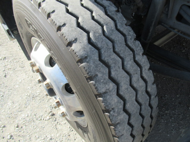 いすゞギガミキサー車（コンクリートミキサー）大型（10t）[写真38]