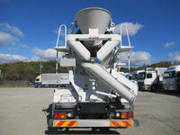 いすゞギガミキサー車（コンクリートミキサー）大型（10t）[写真04]