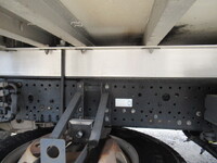 いすゞフォワード冷凍車（冷蔵車）中型（4t）[写真23]