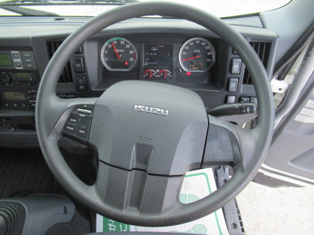 いすゞフォワード冷凍車（冷蔵車）中型（4t）[写真31]