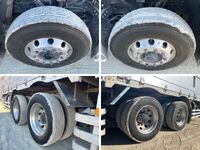 UDトラックスクオンアルミウイング大型（10t）[写真16]