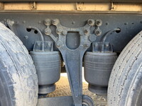 UDトラックスクオンアルミウイング大型（10t）[写真17]