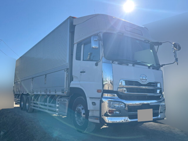 UDトラックスクオンアルミウイング大型（10t）[写真03]