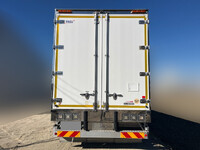 UDトラックスクオンアルミウイング大型（10t）[写真09]