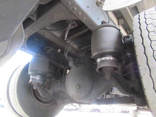 日野レンジャーアルミウイング中型（4t）[写真15]