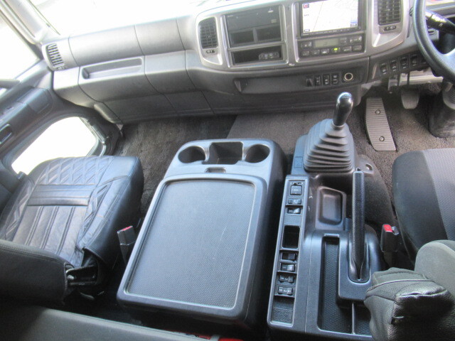 日野レンジャーアルミウイング中型（4t）[写真20]