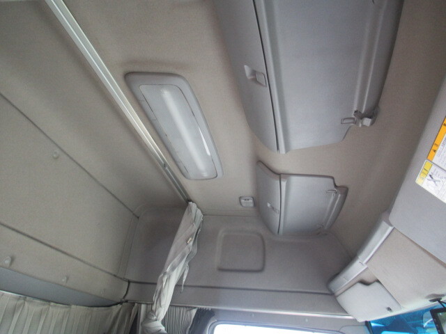 日野レンジャーアルミウイング中型（4t）[写真36]