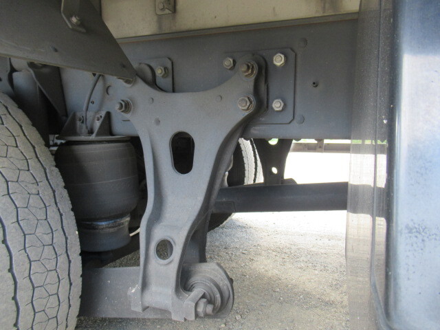 日野レンジャーアルミウイング中型（4t）[写真37]