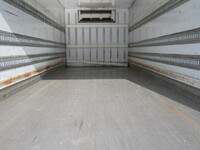 いすゞフォワード冷凍車（冷蔵車）中型（4t）[写真11]