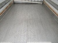 いすゞフォワード冷凍車（冷蔵車）中型（4t）[写真12]