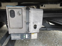 いすゞフォワード冷凍車（冷蔵車）中型（4t）[写真17]