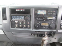 いすゞフォワード冷凍車（冷蔵車）中型（4t）[写真32]