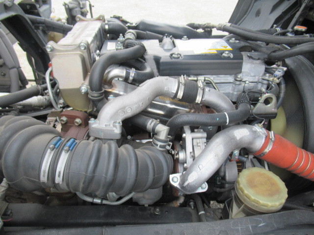 いすゞフォワード冷凍車（冷蔵車）中型（4t）[写真36]