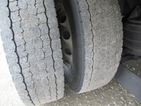 いすゞフォワード冷凍車（冷蔵車）中型（4t）[写真41]