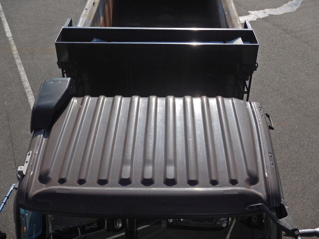 日野プロフィアダンプ大型（10t）[写真30]