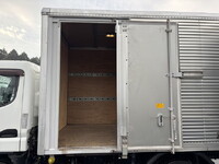 三菱ふそうキャンターアルミバン小型（2t・3t）[写真20]