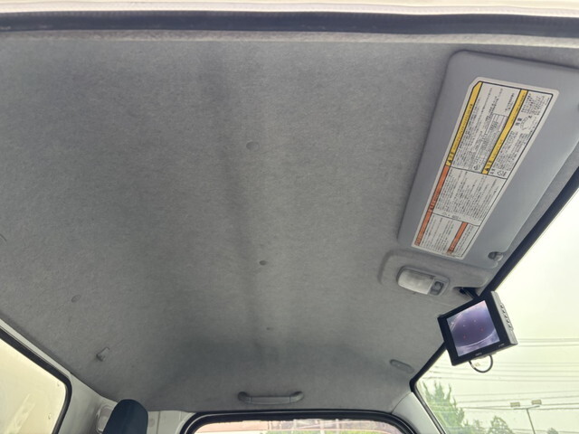 三菱ふそうキャンターアルミバン小型（2t・3t）[写真21]