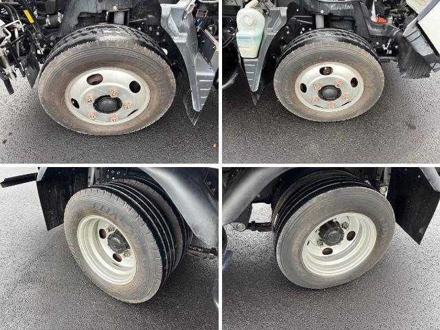 三菱ふそうキャンターアルミバン小型（2t・3t）[写真34]