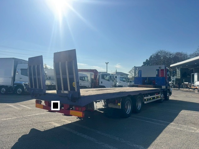 いすゞギガセーフティローダー大型（10t）[写真04]