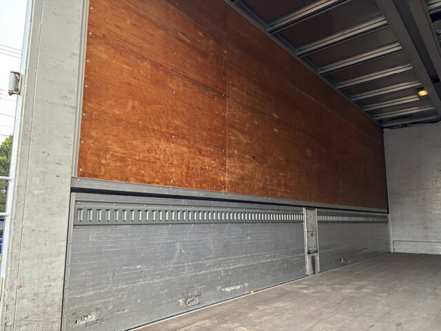 日野レンジャーアルミウイング中型（4t）[写真13]