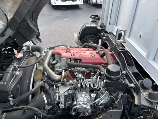 日野レンジャーアルミウイング中型（4t）[写真29]