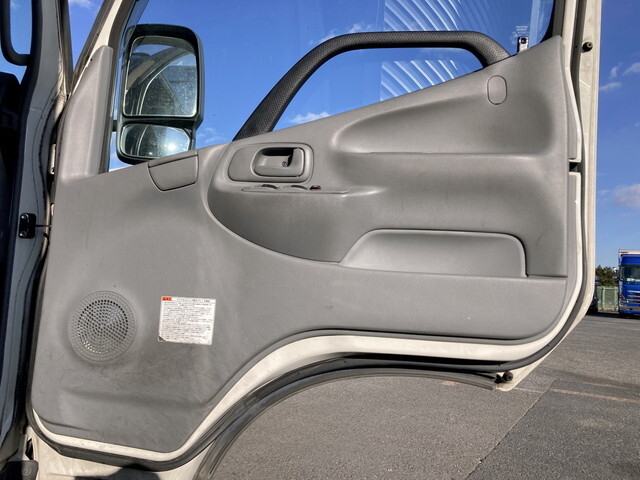 トヨタトヨエースアルミバン小型（2t・3t）[写真29]