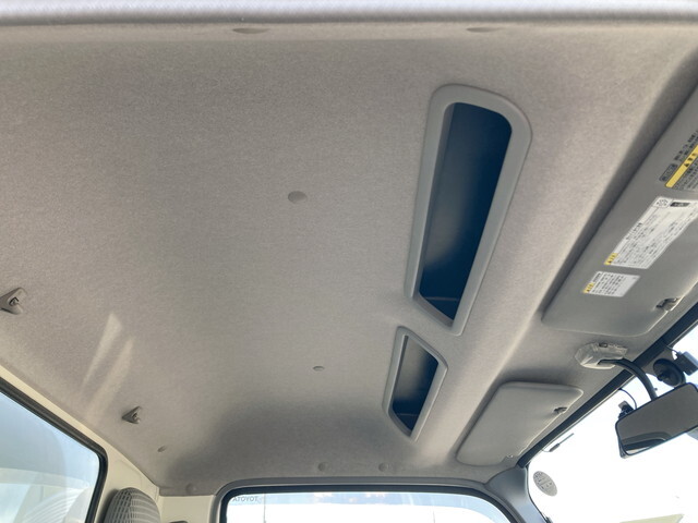 トヨタトヨエースアルミバン小型（2t・3t）[写真34]