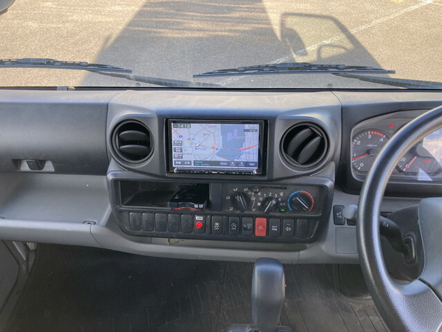 トヨタトヨエースアルミバン小型（2t・3t）[写真37]