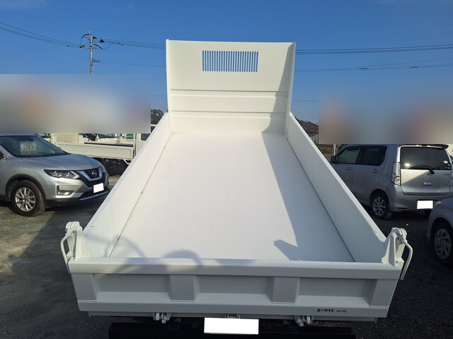 いすゞエルフダンプ小型（2t・3t）[写真09]