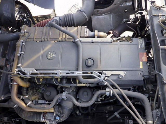 三菱ふそうスーパーグレートアルミブロック大型（10t）[写真21]