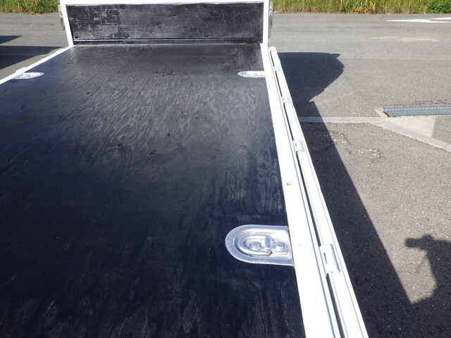 日産アトラス平ボディ小型（2t・3t）[写真22]