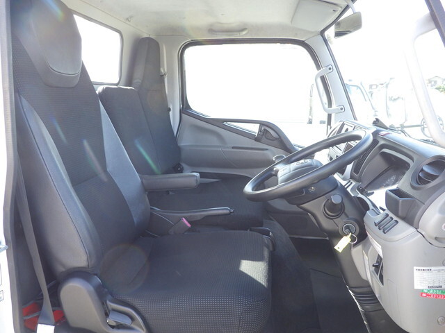 日産アトラス平ボディ小型（2t・3t）[写真08]