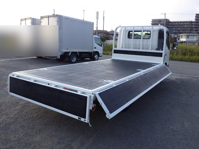 日野デュトロ平ボディ小型（2t・3t）[写真26]